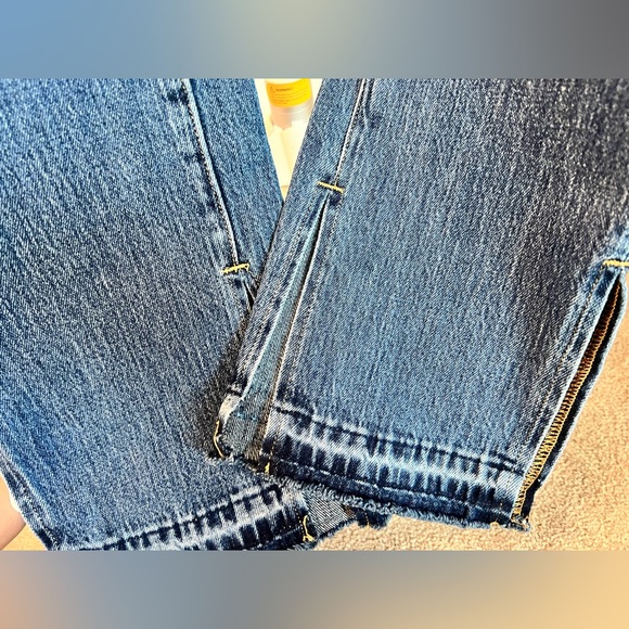 Good American Jeans- Size 0/25 - Picture 5 of 9